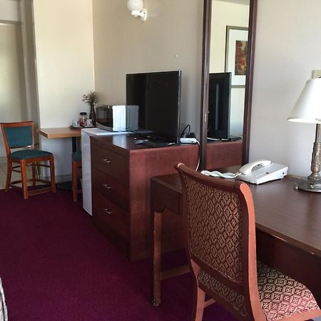 Good Night Inn ポートコルボーン エクステリア 写真