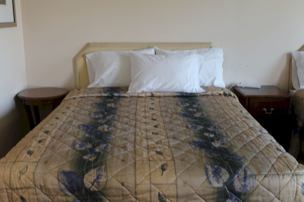 Good Night Inn ポートコルボーン エクステリア 写真