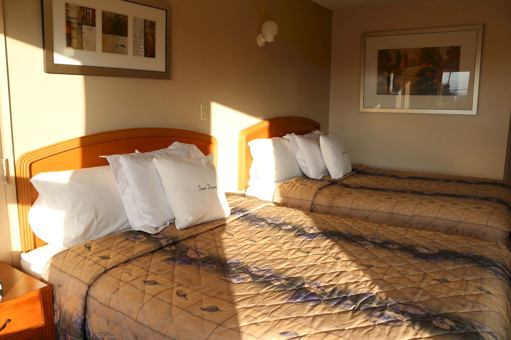 Good Night Inn ポートコルボーン エクステリア 写真