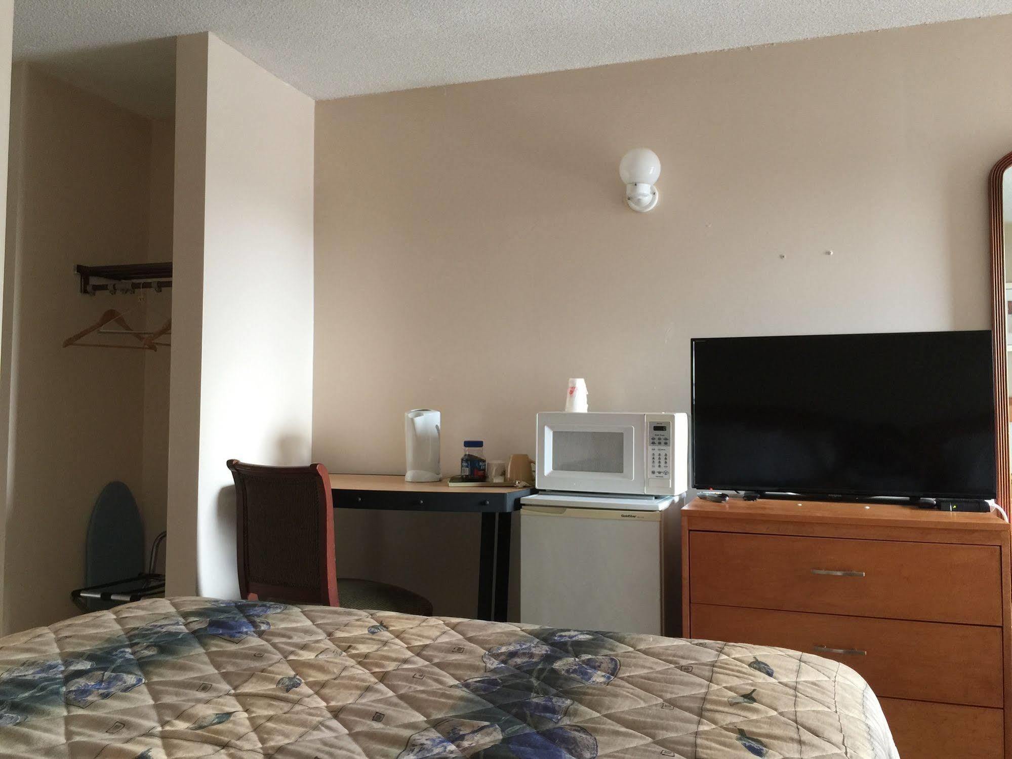 Good Night Inn ポートコルボーン エクステリア 写真